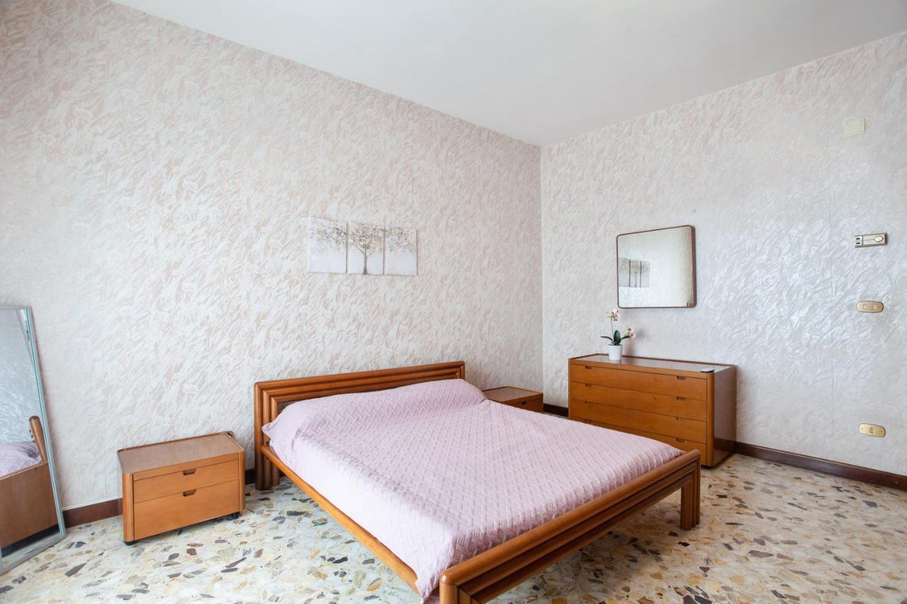 Pane & Pomodoro Beach Roomy Flat Бари Екстериор снимка