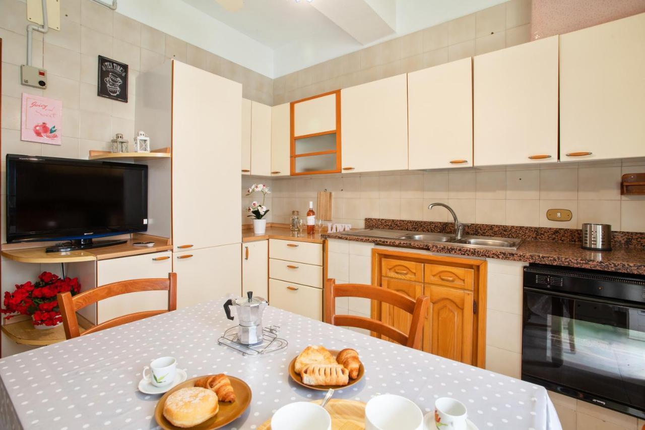 Pane & Pomodoro Beach Roomy Flat Бари Екстериор снимка